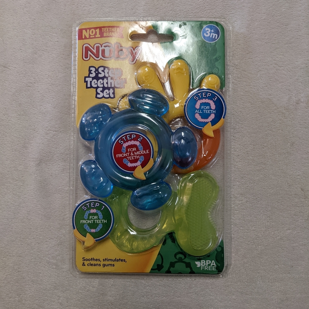 NIB Nuby 3 step teether